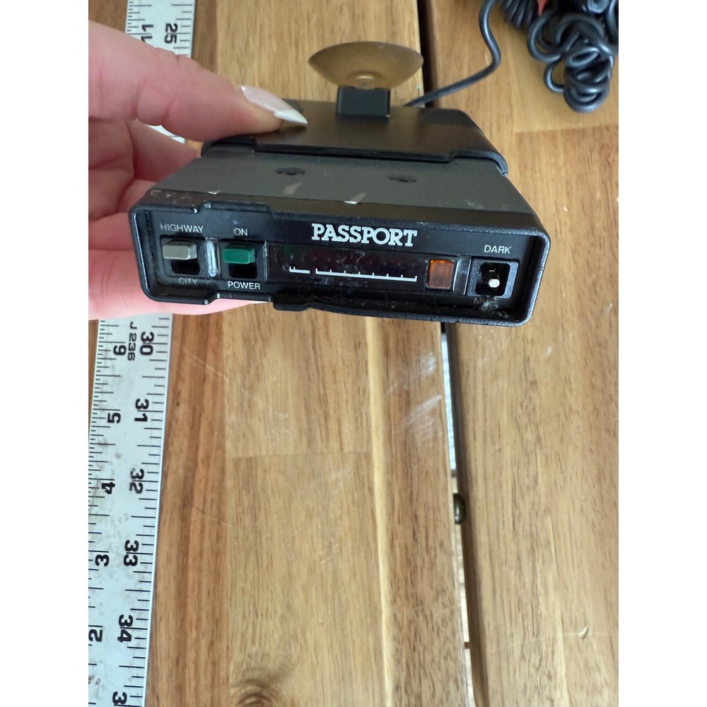 Vintage Escort Passport Radar Detector – Cincinnati OH – Car Mount – Untested
